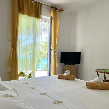 & Ja Apartment *