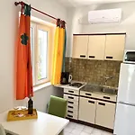 & Ja Apartman