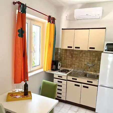 & Ja Διαμέρισμα