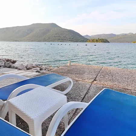 Apartman & Ja Ston